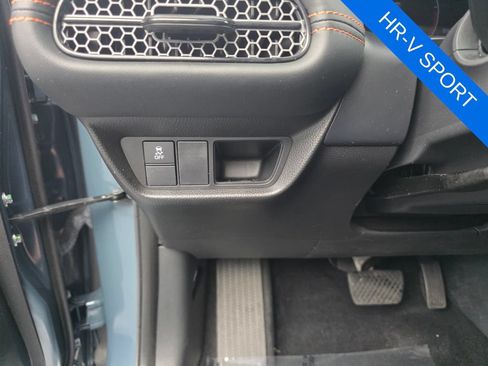 Used 2024 Honda HR-V Sport image 25