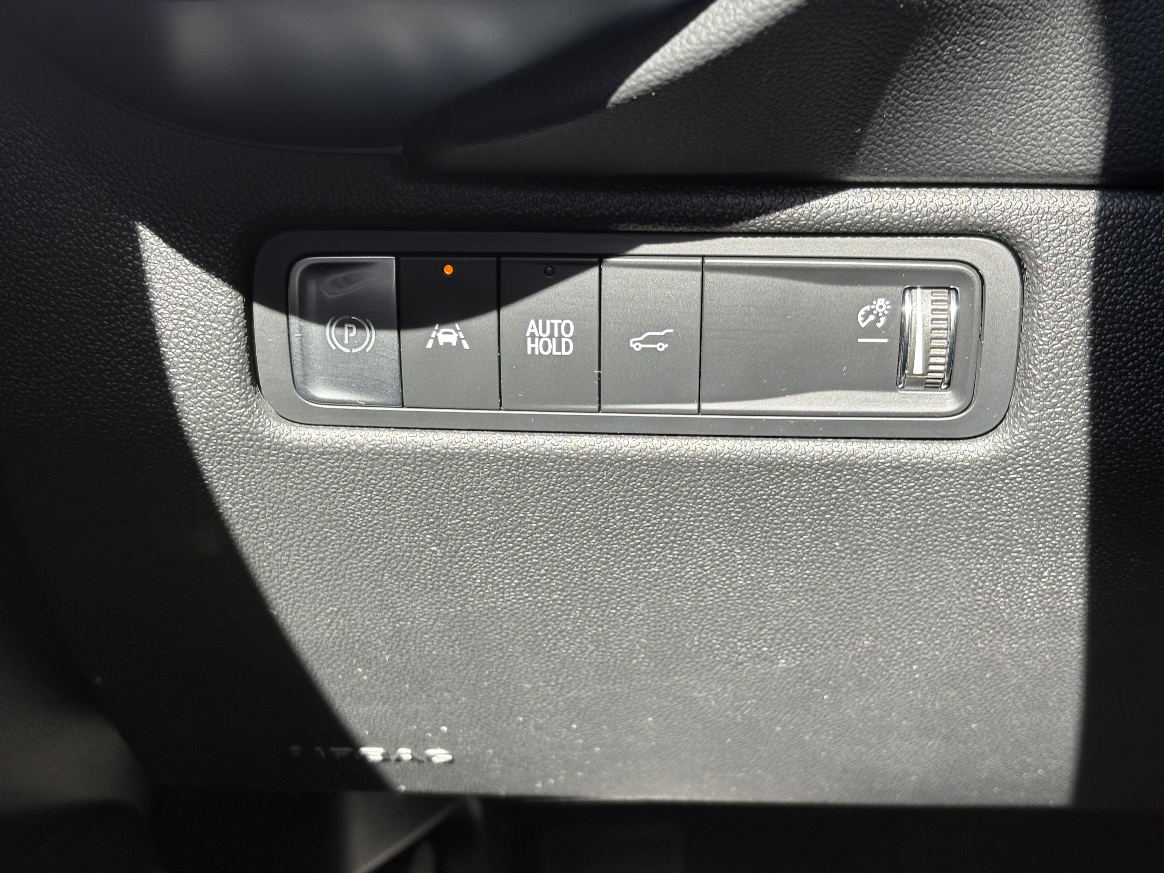 Used 2024 Chevrolet Equinox EV LT FWD image 25