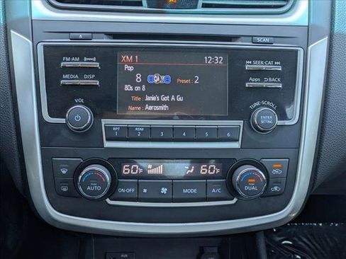 Used 2016 Nissan Altima 2.5 SV FWD image 14