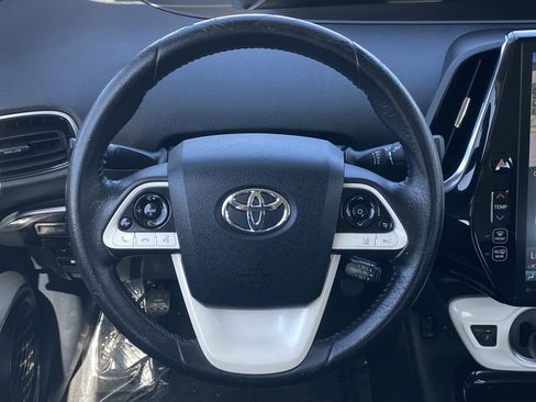Used 2017 Toyota Prius Prime Premium w/ Carpet Mat Package FWD image 16