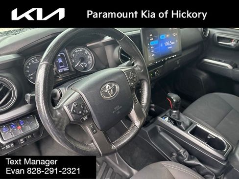 Used 2019 Toyota Tacoma TRD Off-Road AWD/4WD image 20