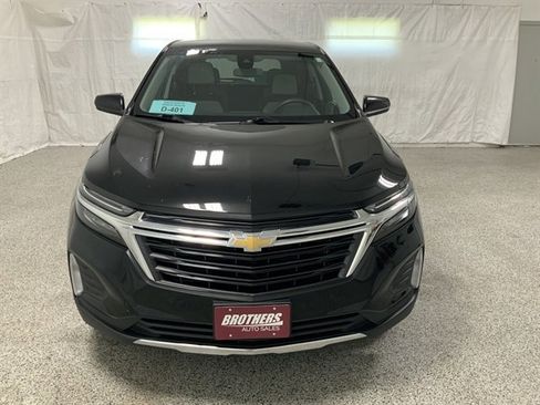 Used 2022 Chevrolet Equinox LT image 3