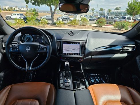 Used 2022 Maserati Levante GT image 22
