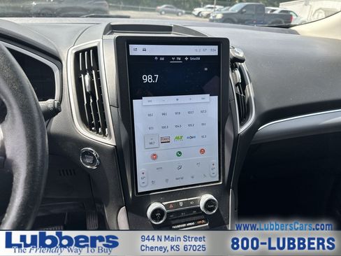 Used 2021 Ford Edge SEL w/ Convenience Package AWD/4WD image 16