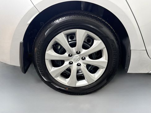 Used 2026 Toyota Corolla LE image 32