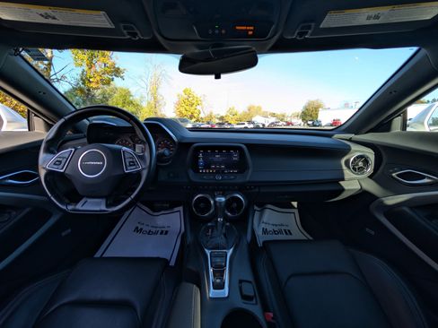 Used 2023 Chevrolet Camaro LT w/ RS Package image 2