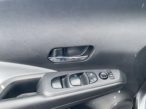 Used 2023 Nissan Kicks SR w/ SR Premium Package image 19