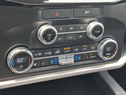 Certified 2022 Ford Expedition Max XLT AWD/4WD image 17