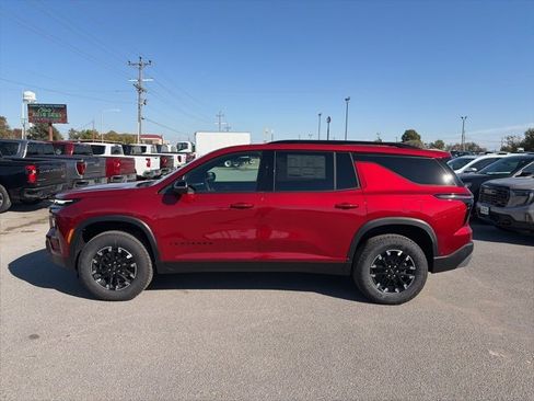 New 2026 Chevrolet Traverse Z71 image 3