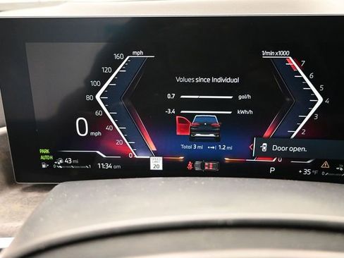 New 2026 BMW X5 xDrive50e w/ Executive Package image 12