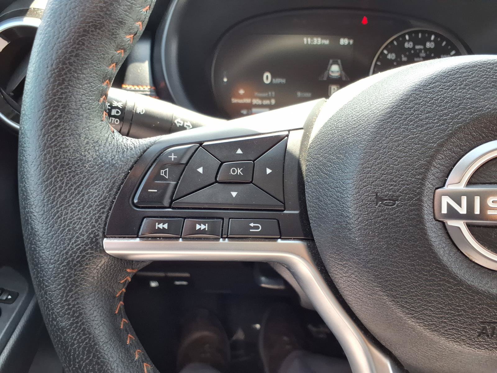 Used 2023 Nissan Kicks SR w/ SR Premium Package FWD image 16