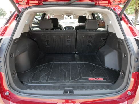 Used 2024 GMC Terrain SLE w/ Driver Convenience Package AWD/4WD image 18