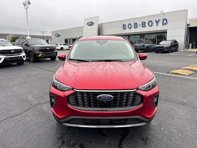 Certified 2023 Ford Escape Platinum AWD/4WD image 2