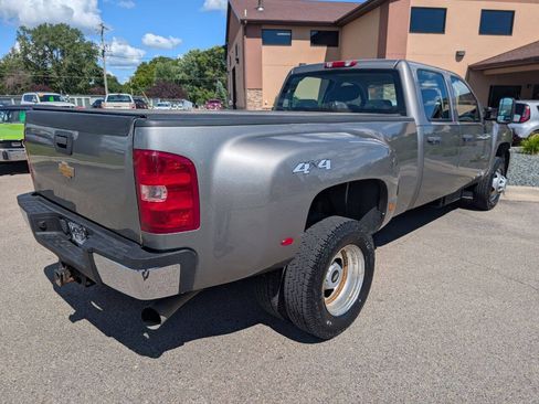 Used 2014 Chevrolet Silverado 3500 W/T AWD/4WD image 12