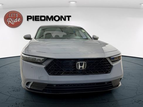 New 2025 Honda Accord EX-L image 9