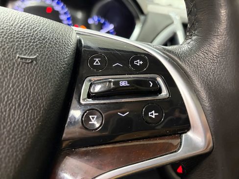 Used 2014 Cadillac SRX Premium image 36