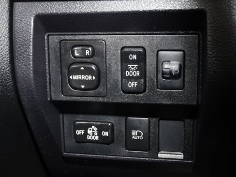 Used 2021 Toyota Tundra SR5 image 29