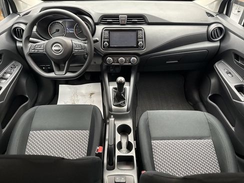 Used 2024 Nissan Versa S FWD image 14