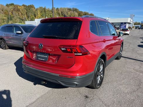 Used 2022 Volkswagen Tiguan SE image 5