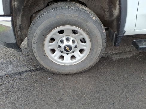 Certified 2024 Chevrolet Silverado 3500 W/T w/ WT Convenience Package image 9