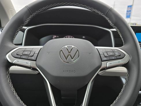 New 2026 Volkswagen Taos SE AWD/4WD image 25