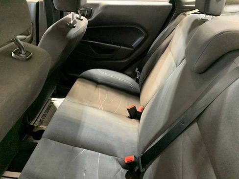 Used 2019 Ford Fiesta SE image 5
