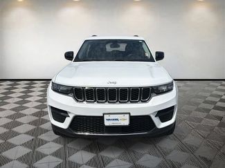Used 2024 Jeep Grand Cherokee Laredo AWD/4WD video 2