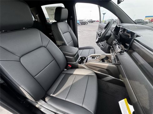 New 2026 Chevrolet Colorado Trail Boss AWD/4WD image 11