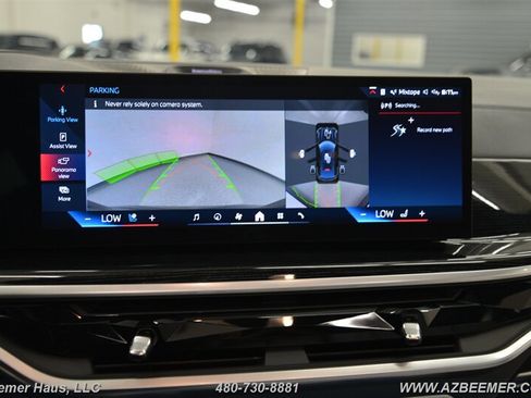 Used 2024 BMW X6 M60i w/ Dynamic Handling Package image 33