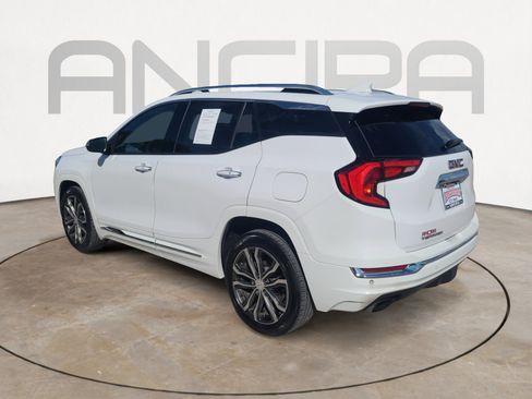 Used 2019 GMC Terrain Denali w/ Advanced Safety Package image 8