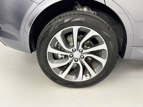 Used 2025 Land Rover Discovery Sport S AWD/4WD image 33