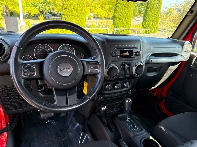 Used 2015 Jeep Wrangler Sport w/ Quick Order Package 24S AWD/4WD image 8