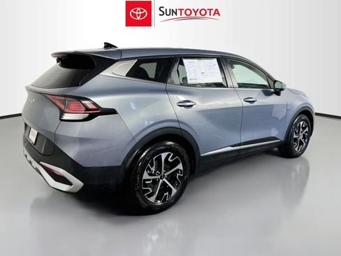 Used 2024 Kia Sportage EX FWD image 4