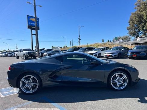 Used 2021 Chevrolet Corvette Stingray Preferred Cpe w/ 2LT RWD image 5