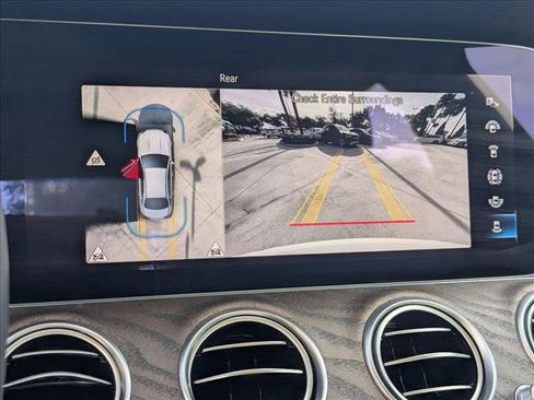 Used 2023 Mercedes-Benz E 350 Sedan image 13