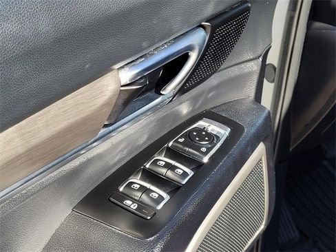 Used 2023 Kia Telluride EX X-Line image 18