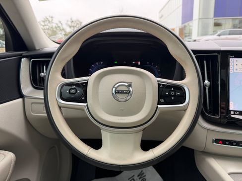Certified 2023 Volvo XC60 B5 Plus w/ Climate Package image 17