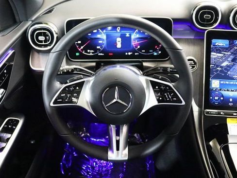 Certified 2025 Mercedes-Benz GLC 300 4MATIC image 5
