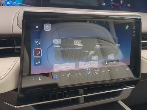 New 2026 Lincoln Nautilus Black Label AWD/4WD image 18