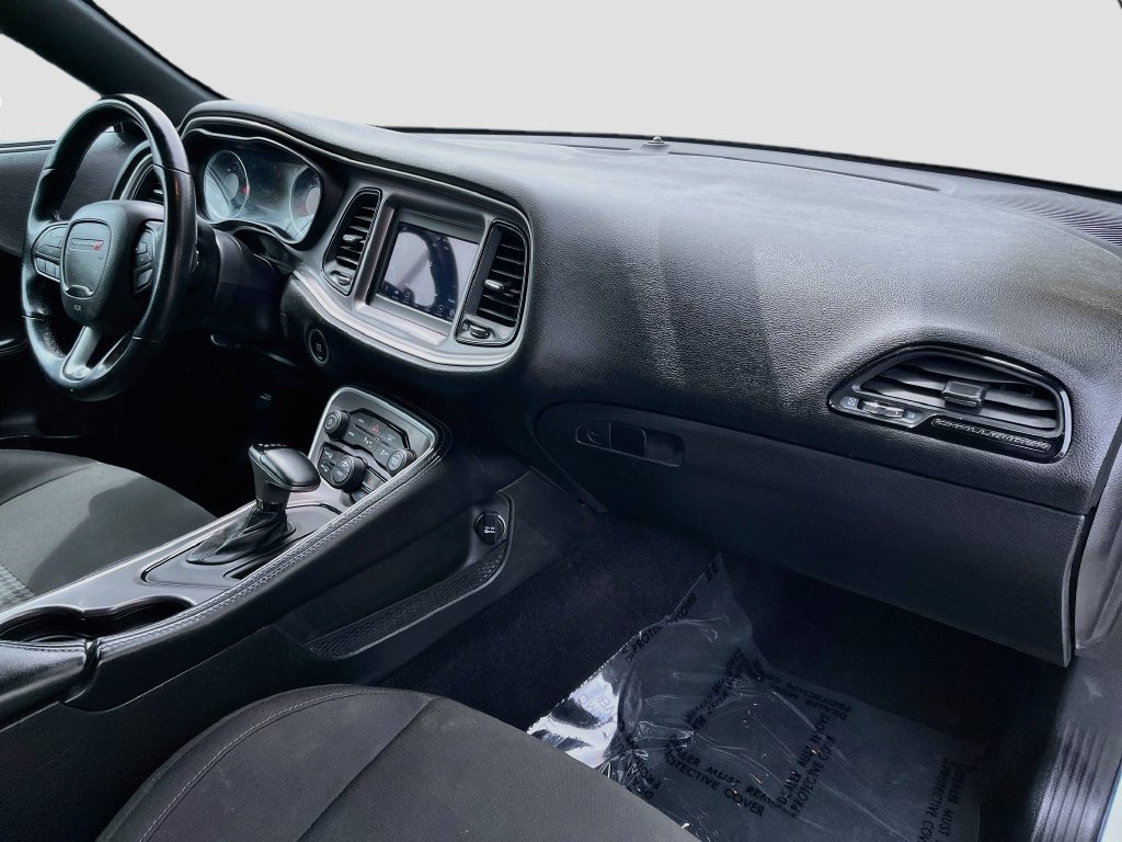 Used 2022 Dodge Challenger GT AWD/4WD image 26