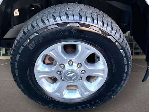 Used 2024 RAM 2500 Big Horn image 34