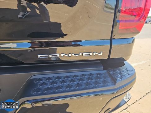 Used 2025 GMC Canyon Denali AWD/4WD image 7