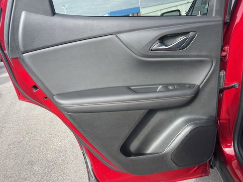 Used 2021 Chevrolet Blazer RS w/ Enhanced Convenience Package image 13