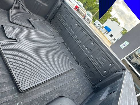 Used 2024 Ford F250 XLT AWD/4WD image 42