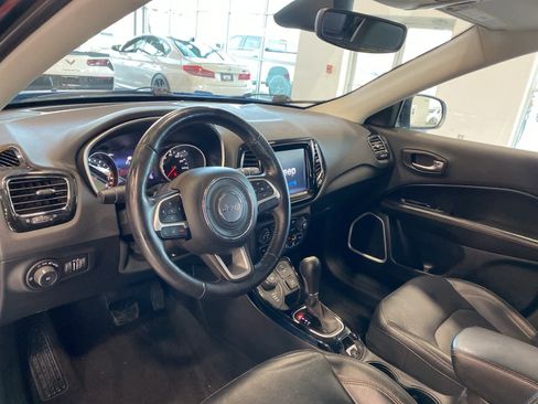 Used 2019 Jeep Compass Limited image 10