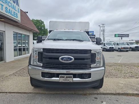 Used 2017 Ford F450 XL w/ Power Equipment Group AWD/4WD image 2