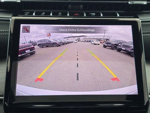 New 2025 Jeep Grand Cherokee Limited AWD/4WD image 37