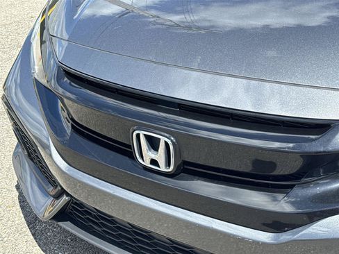 Used 2018 Honda Civic EX image 10