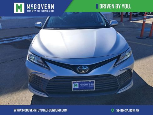 Used 2023 Toyota Camry LE image 7