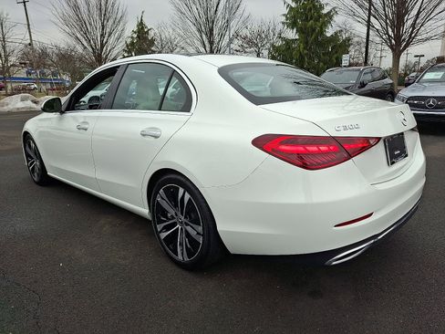 Certified 2022 Mercedes-Benz C 300 4MATIC Sedan image 4
